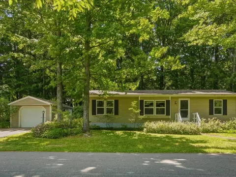 135 Williston Woods Rd, Williston, VT 05495