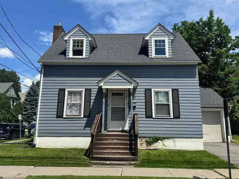 26 N Union St, Burlington, VT 05401
