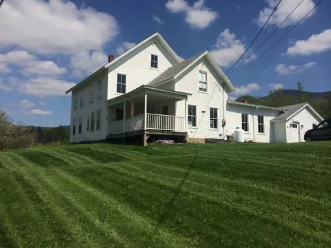 2043 Stowe Hollow Rd, Stowe, VT 05672