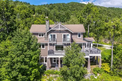 53 Moon Shadow Dr, Ludlow, VT 05149