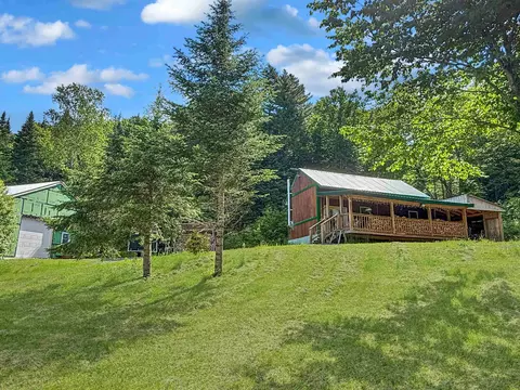 55 Meadow View Dr, Pittsburg, NH 03592