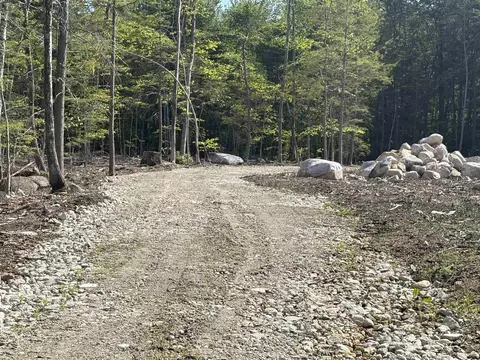 6 Sugarloaf Dr #13, Ossipee, NH 03814
