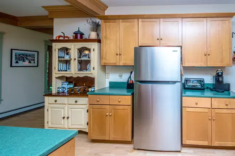 Kitchen - 7 Cameron Dr, Jackson, NH 03846 photo 6 of 6