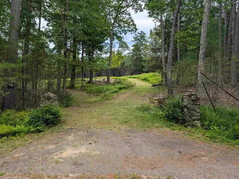 70 High Ridge Rd, Moultonborough, NH 03254