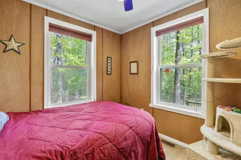 Bedroom - 9 Red Oak Rd, Barnstead, NH 03218 photo 4 of 6