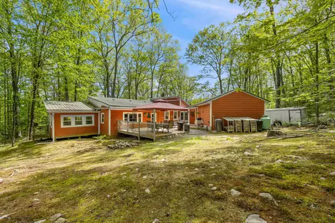 9 Red Oak Rd, Barnstead, NH 03218
