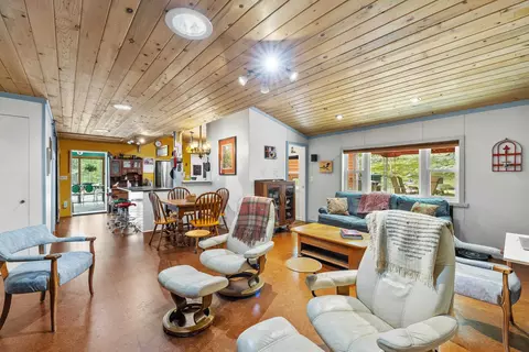 Living - 9 Red Oak Rd, Barnstead, NH 03218 photo 3 of 6