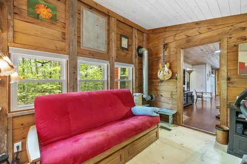 Entry Way - 9 Red Oak Rd, Barnstead, NH 03218 photo 2 of 2
