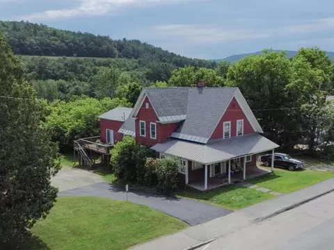 207 Main St, Littleton, NH 03561