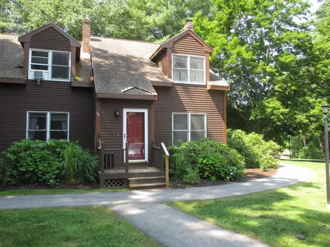 101 Bellamy Woods Rd, Dover, NH 03820