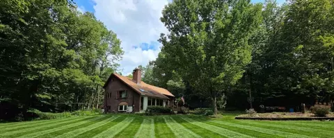 852 Boardman Hill Rd, West Rutland, VT 05777