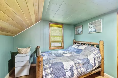Bedroom - 154 Bridge St, Fairfield, VT 05448 photo 4 of 4