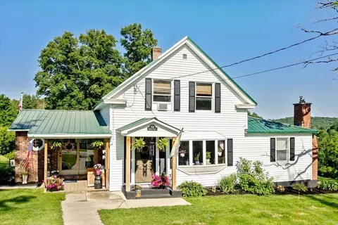 154 Bridge St, Fairfield, VT 05448