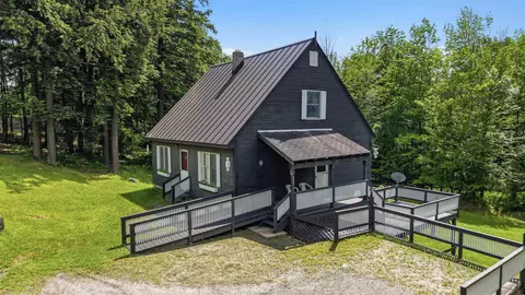 244 Middle Rd, Barre, VT 05654