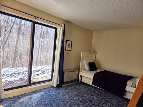 Bedroom - 36 Easterly Rd #2, Lincoln, NH 03251 photo 5 of 9