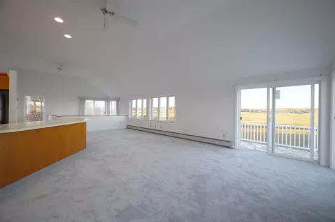 16 Bruce St, Hampton, NH 03842 photo 6