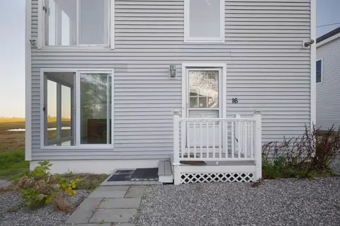 16 Bruce St, Hampton, NH 03842 photo 5