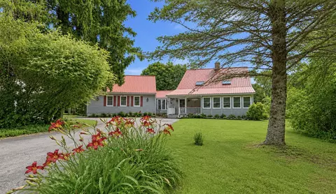 1 Heritage Dr, Rollinsford, NH 03869