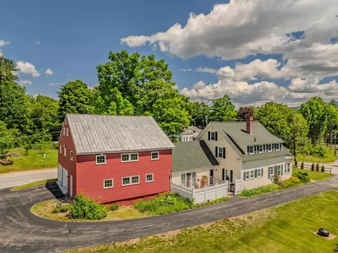 2 Thurlow St, Plymouth, NH 03264