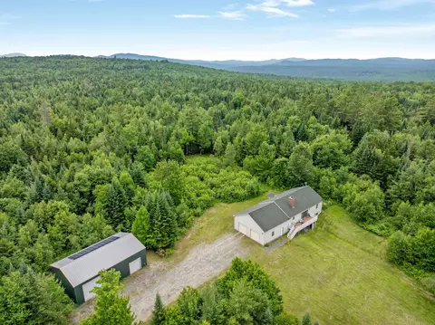 397 Wentworth Rd, Lunenburg, VT 05906
