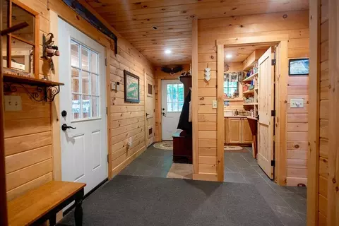 Entry Way - 482 E Dover Rd, Wardsboro, VT 05355 photo 1 of 6