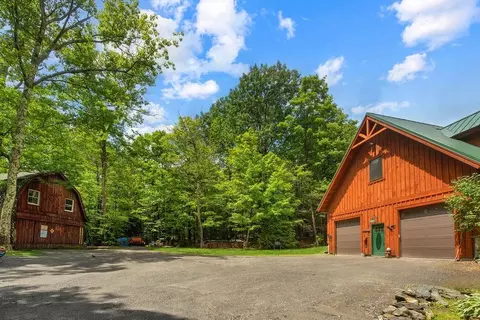Exterior - 482 E Dover Rd, Wardsboro, VT 05355 photo 3 of 10