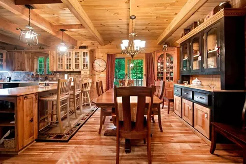 Dining - 482 E Dover Rd, Wardsboro, VT 05355 photo 2 of 2