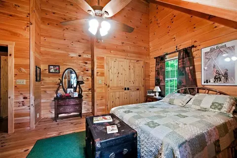Bedroom - 482 E Dover Rd, Wardsboro, VT 05355 photo 5 of 8