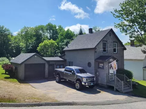 18 Demers St, Berlin, NH 03570