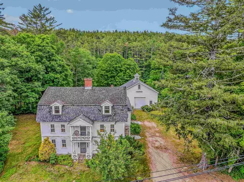 166 Main St, New Hampton, NH 03256