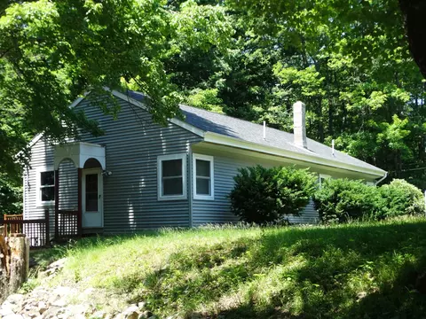 523 Chesterfield Rd, Hinsdale, NH 03451