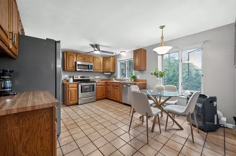 Kitchen - 9 Stowecroft Dr, Hampton, NH 03842 photo 1 of 2