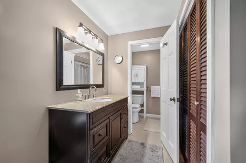 Bath - 9 Stowecroft Dr, Hampton, NH 03842 photo 1 of 3