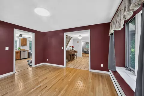 Entry Way - 9 Stowecroft Dr, Hampton, NH 03842 photo 1 of 1