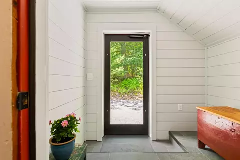 Entry Way - 2 Draper Mill Rd, Grantham, NH 03753 photo 2 of 3