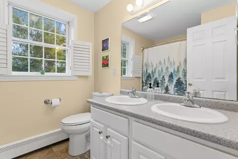 Bath - 49 Wallace Dr, Dover, NH 03820 photo 3 of 3