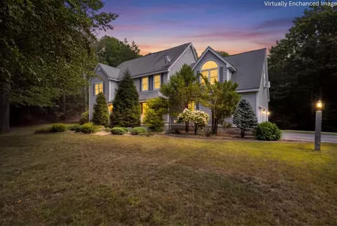 88 Crawford Rd, Chester, NH 03036