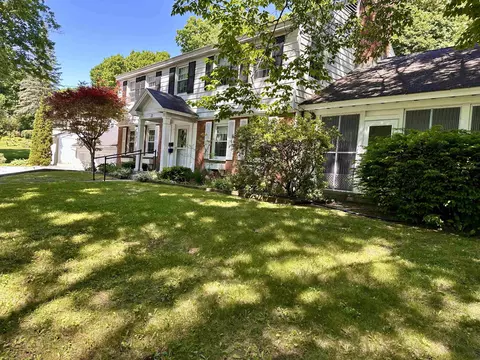 11 Prospect St, Saint Albans, VT 05478