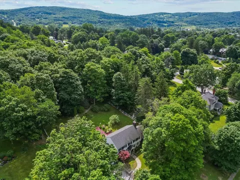 11 Prospect St, Saint Albans, VT 05478