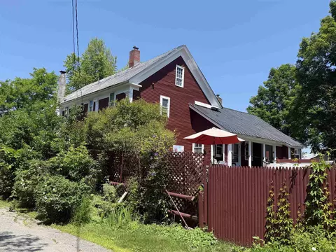 Exterior - 53 Commonwealth Ave, Hyde Park, VT 05655 photo 6 of 10