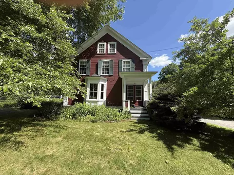 Exterior - 53 Commonwealth Ave, Hyde Park, VT 05655 photo 2 of 10
