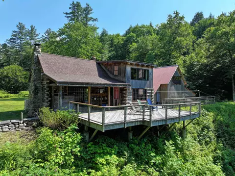 1883 W River Rd, Lincoln, VT 05443