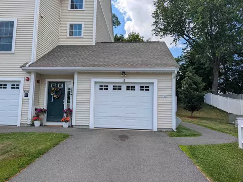 15 Bennett St, Nashua, NH 03064