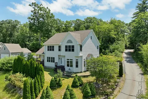 56 Sun Lake Dr, Belmont, NH 03220