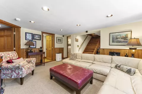 Living - 36 Beaver St, Winhall, VT 05340 photo 6 of 6