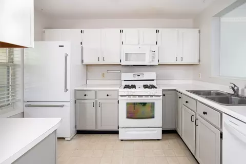 Kitchen - 331 Cedar Ln, Williston, VT 05495 photo 1 of 3