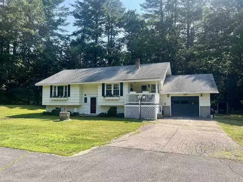 69 Bean Rd, Merrimack, NH 03054