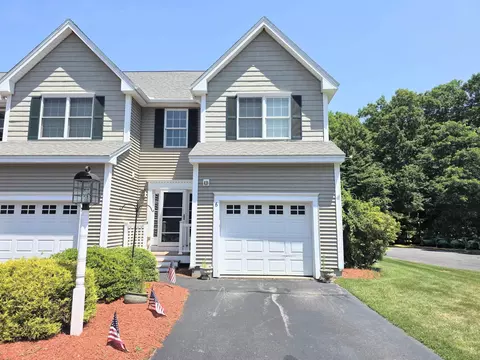 624 Main St #6, Fremont, NH 03044