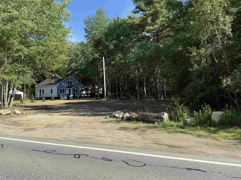 96 Blackwater Rd, Somersworth, NH 03878