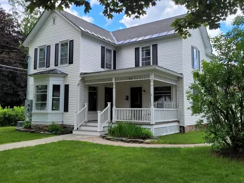 63 Main St, Essex Junction, VT 05452